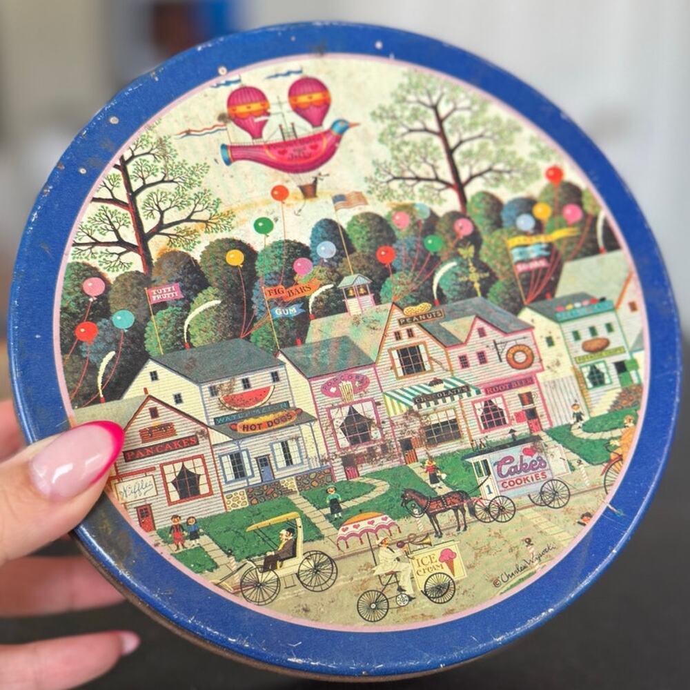 Vintage Charles Wysocki Collectible Tin – Americana Village Scene – Round